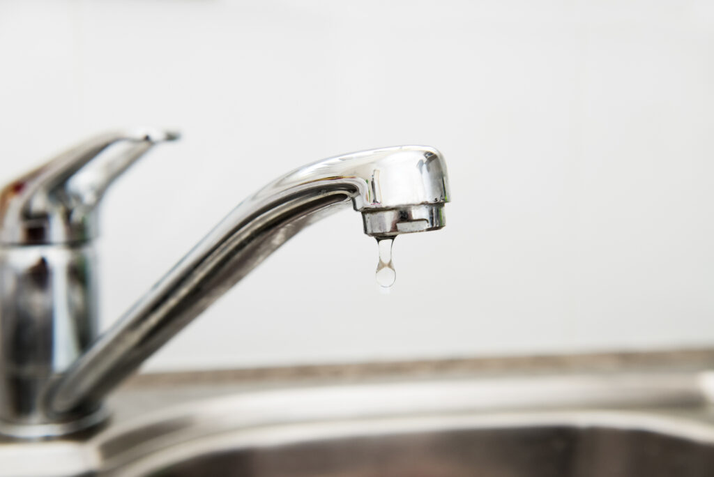 Stainless steel sink faucet that is leaking water